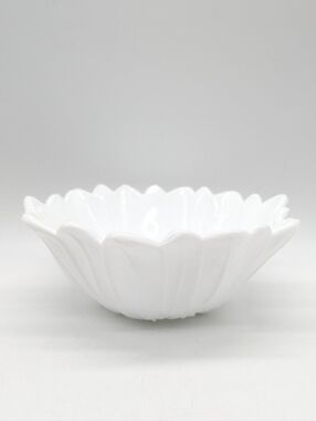 Vintage Indiana Glass White Milk Glass Lily Pons Bowl Dish